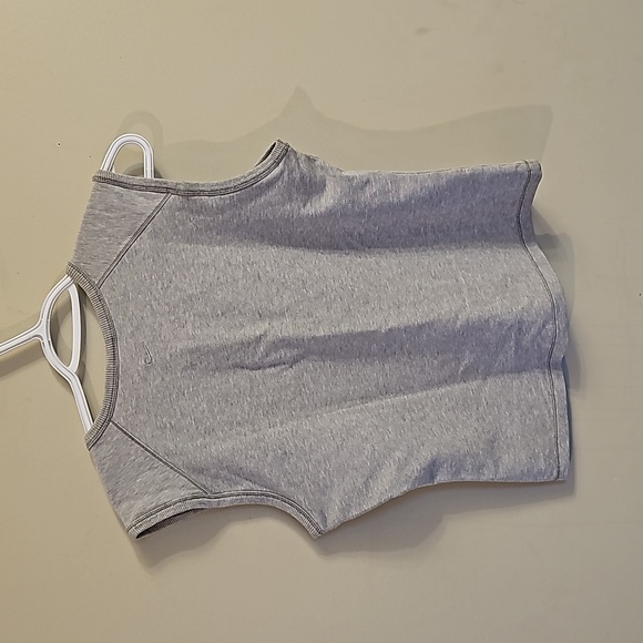 Nike sleeveless - Picture 5 of 5